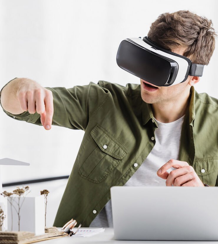 Augmented Reality (AR) Platforms for Immersive Experiences